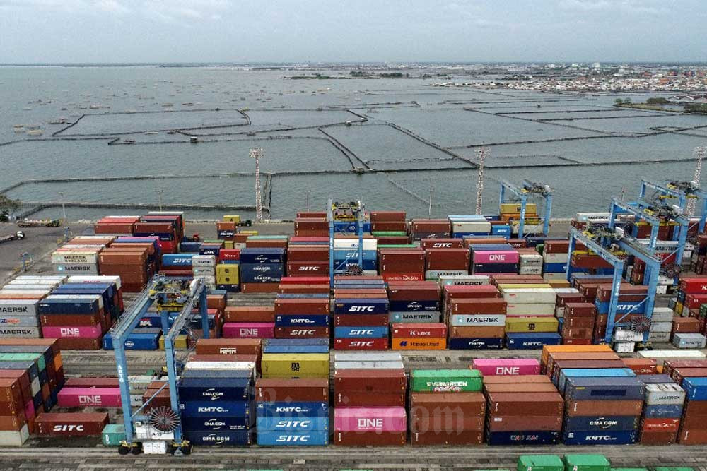 Digitalisasi di Pelabuhan Tanjung Emas Pangkas Biaya Logistik